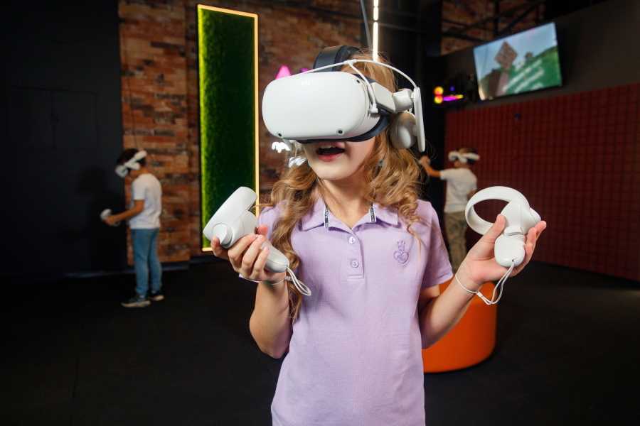 Квест в реальности Виртуальная реальность от компании AVR Квест в реальности Виртуальная реальность от компании AVR